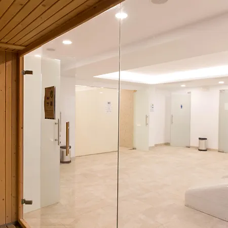 فندق فيرير كونكورد للبالغين فقط 4*